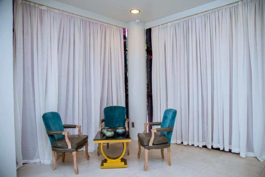 Meridian Ca Hotel Dar-es-Salaam Eksteriør bilde